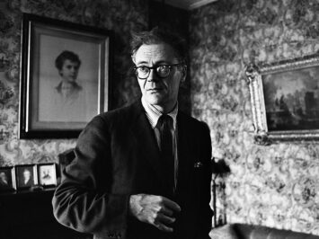Photo of Robert Lowell