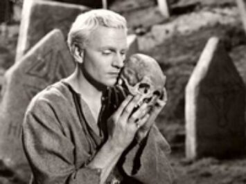 Laurence Olivier in Hamlet.